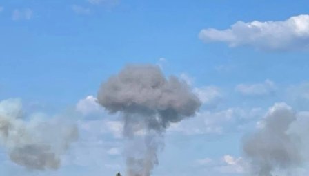 У Херсоні на російській міні підірвалося авто, постраждала жінка