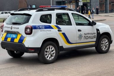 У Кривому Розі чоловік смертельно побив знайомого під час сварки У Кривому Розі чоловік смертельно побив знайомого під час сварки