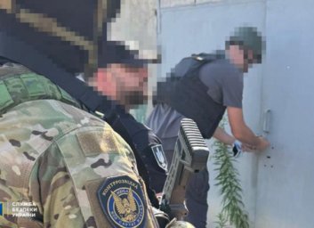 У Харкові знайшли масштабний схрон російської зброї