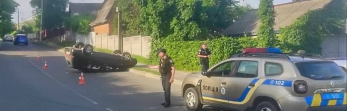 Нетверезе викрадення з наслідками: у Жмеринці чоловік угнав авто й перекинувся