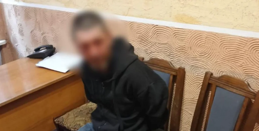 Напад на поліцію на Закарпатті: чоловік побив дружину та накинувся на правоохоронців