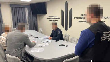 Чиновник на Миколаївщині заробляв на деревині для військових