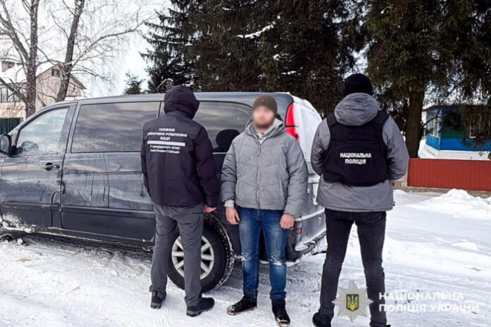 На Рівненщині затримали чоловіка за сприяння незаконному перетину кордону
