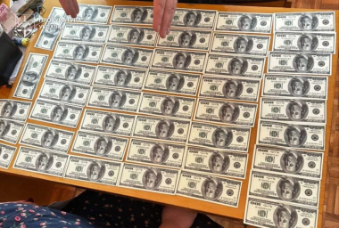 У Кривому Розі лікар за 5 тисяч доларів оформлював ухилянтам фіктивні довідки про непридатність