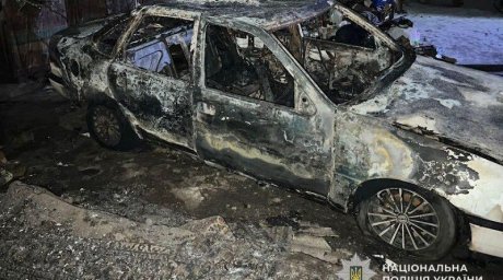 На Дніпропетровщині чоловік підпалив авто через конфлікт