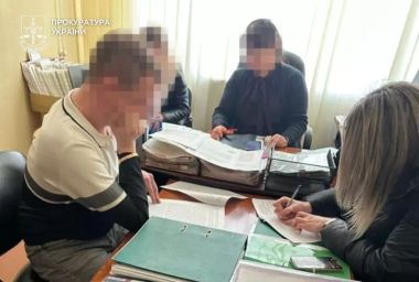 На Хмельниччині 18 особам вручили підозри за фіктивне оформлення груп інвалідності