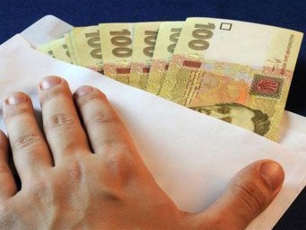 Голова сільської ради з Кіровоградщини засуджена до 6 років позбавлення волі за хабар