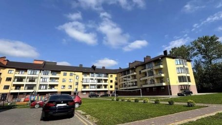 Суд зобов’язав київську компанію сплатити 1,1 млн грн за будівництво ЖК у Богородчанах