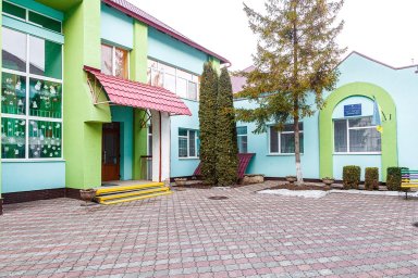 Керівниць франківського садочка судитимуть за корупційну схему з фіктивним працевлаштуванням
