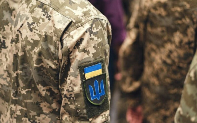 На Черкащині помер військовозобов’язаний після спроби вистрибнути з авто