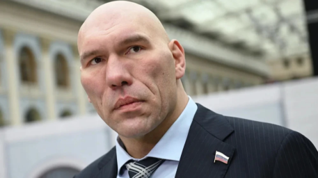 Україна заочно засудила російських спортсменів-депутатів Валуєва та Третьяка до 15 років ув’язнення