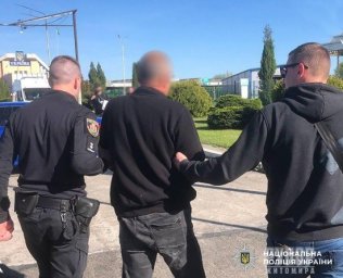 У Житомирі затримали підозрюваного в торгівлі людьми, який переховувався у Німеччині