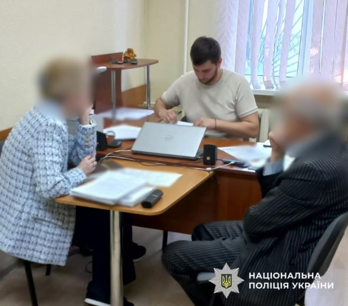 Одеського чиновника судитимуть за вимагання та отримання хабаря