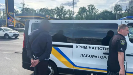 На Київщині злочинне угруповання вимагало гроші за неіснуючі борги