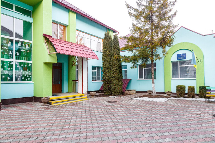 Керівниць франківського садочка судитимуть за корупційну схему з фіктивним працевлаштуванням