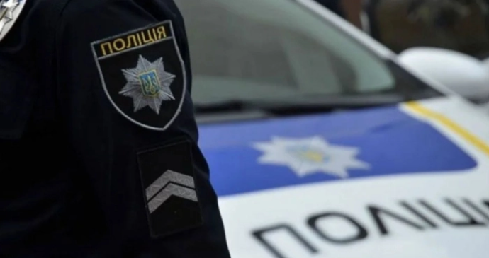 У Франківську чоловік запропонував хабар патрульним під час виклику на домашнє насильство