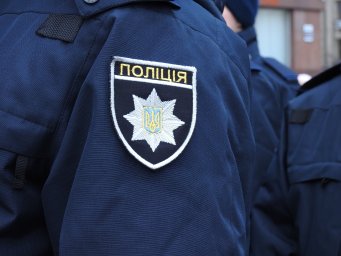 У Запоріжжі 17-річний хлопець зарізав чоловіка під час конфлікту біля будинку У Запоріжжі 17-річний хлопець зарізав чоловіка під час конфлікту біля будинку