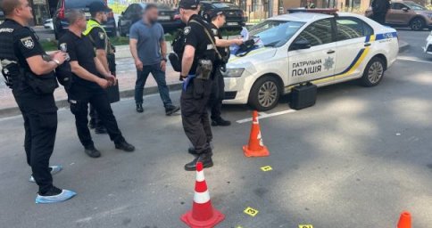 Стрілянина на парковці в Києві: конфлікт між чоловіками на Подолі завершився пострілом