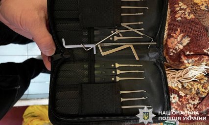 Сім судимостей і знову злочин: у столиці затримали рецидивіста
