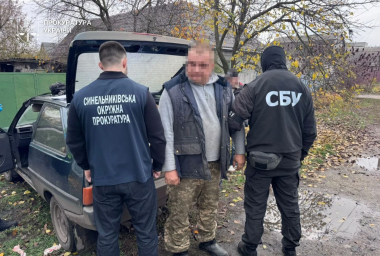 100 тис. грн за фейкову інвалідність: на Дніпровщині викрили охоронця залізниці