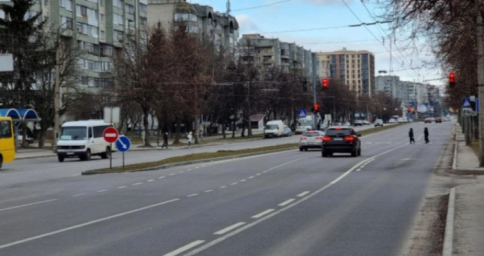 У Луцьку врятували жінку, яка ледь не впала з мосту