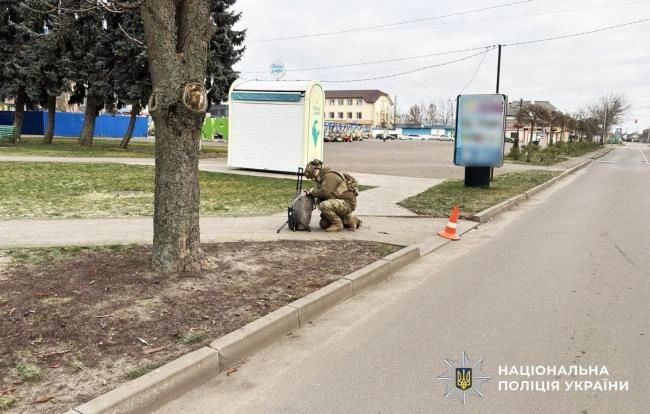 У місті на Рівненщині через рентген перевіряли підозрілу валізу