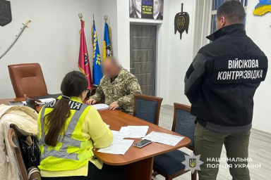 Командира і 4 військових судитимуть за «відрядження» на будівництво приватного будинку