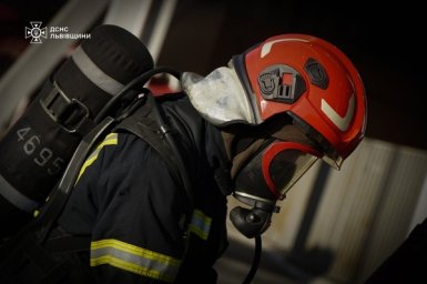 У Львові евакуювали 18 осіб через пожежу в багатоповерхівці